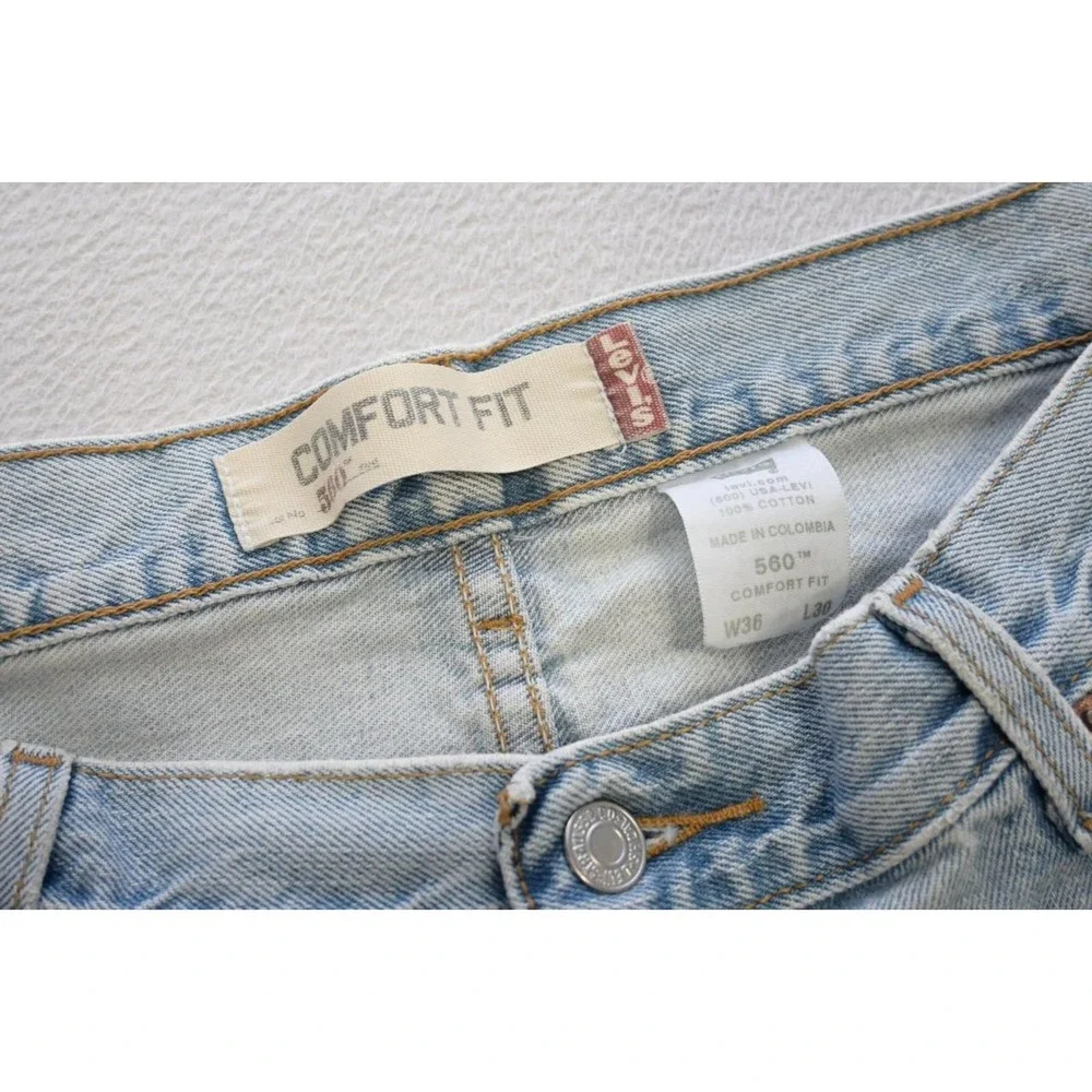 Levis color blue